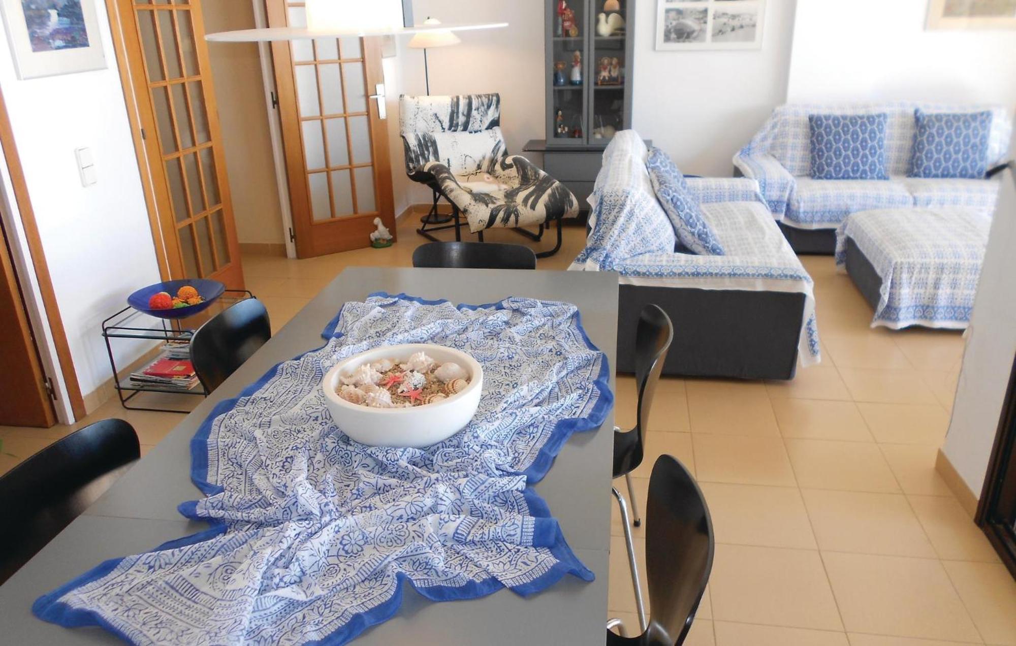Stunning Apartment In Tossa De Mar With Wifi Buitenkant foto